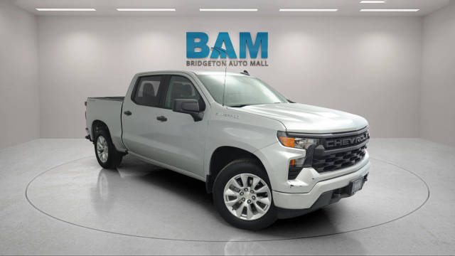 2022 Chevrolet Silverado 1500 Custom 4WD photo