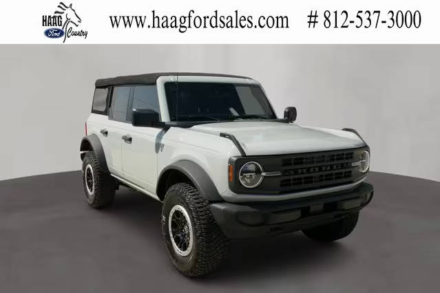 2022 Ford Bronco 4 Door Base 4WD photo