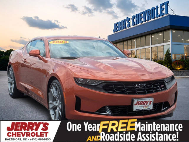 2022 Chevrolet Camaro 2LT RWD photo