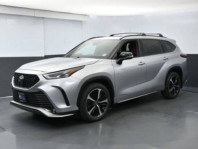 2022 Toyota Highlander XSE AWD photo