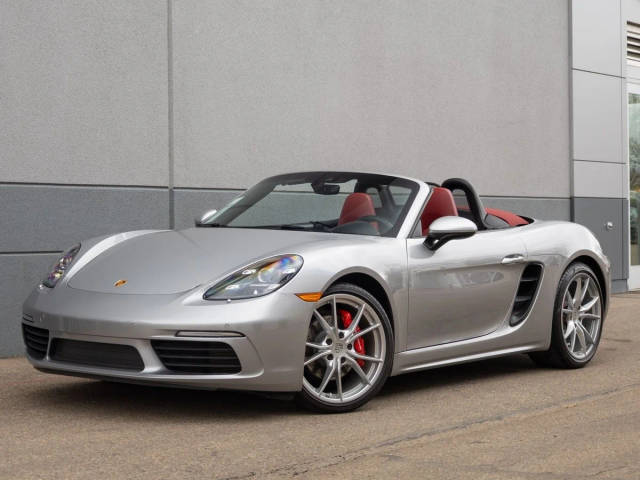 2022 Porsche Boxster S RWD photo