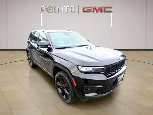 2022 Jeep Grand Cherokee Altitude 4WD photo