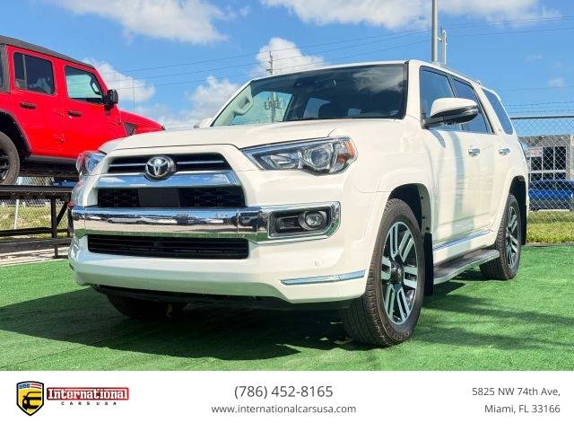 2022 Toyota 4Runner Limited RWD photo