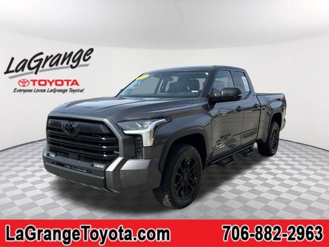 2022 Toyota Tundra SR5 4WD photo