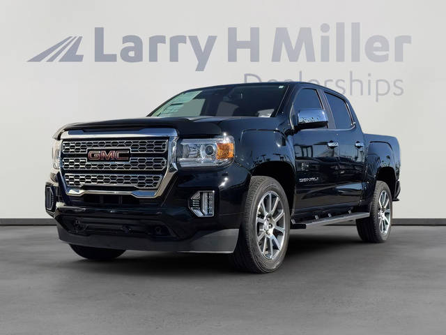 2022 GMC Canyon 4WD Denali 4WD photo