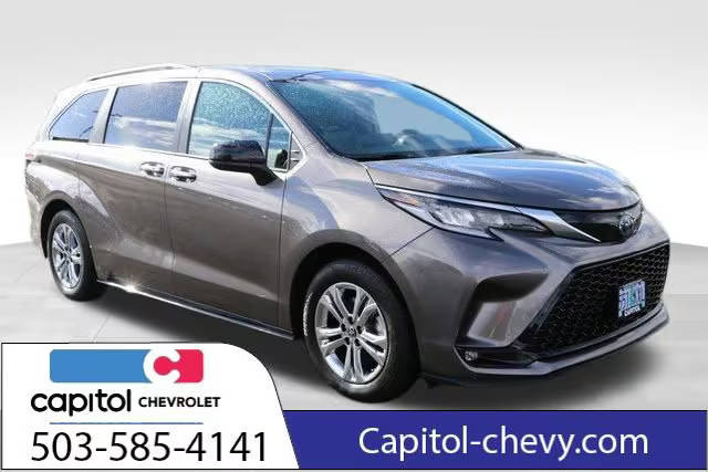 2022 Toyota Sienna XSE AWD photo