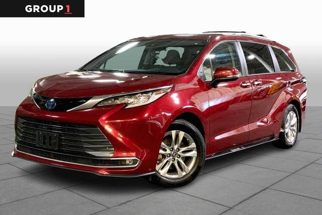 2022 Toyota Sienna Limited AWD photo