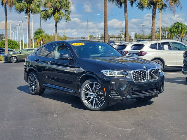 2022 BMW X4 xDrive30i AWD photo