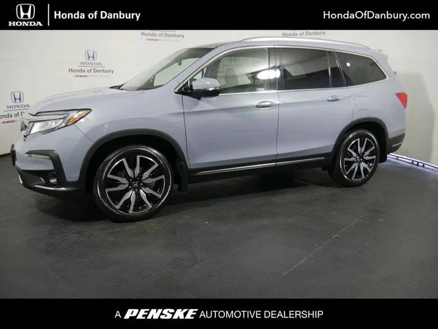 2022 Honda Pilot Touring 7-Passenger AWD photo