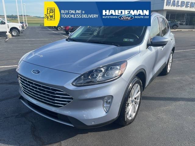2022 Ford Escape Titanium AWD photo