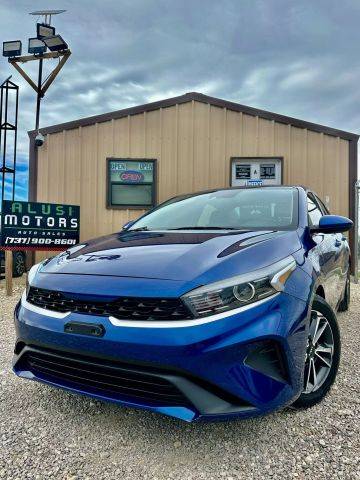 2022 Kia Forte LXS FWD photo