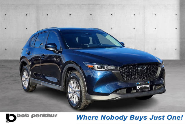 2022 Mazda CX-5 2.5 S Preferred Package AWD photo