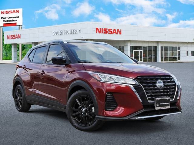 2022 Nissan Kicks SV FWD photo