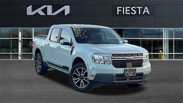 2022 Ford Maverick LARIAT FWD photo