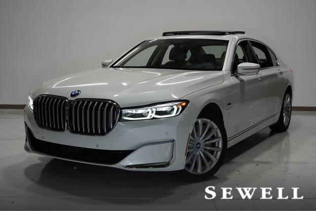 2022 BMW 7 Series 745e xDrive AWD photo