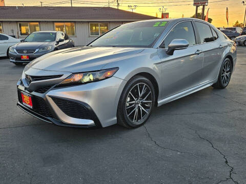 2022 Toyota Camry SE FWD photo