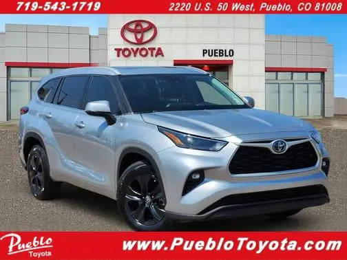 2022 Toyota Highlander Hybrid XLE FWD photo