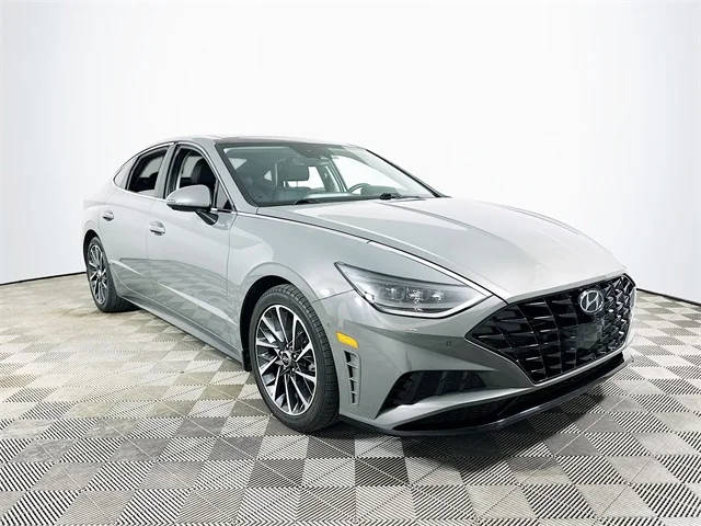 2022 Hyundai Sonata Limited FWD photo