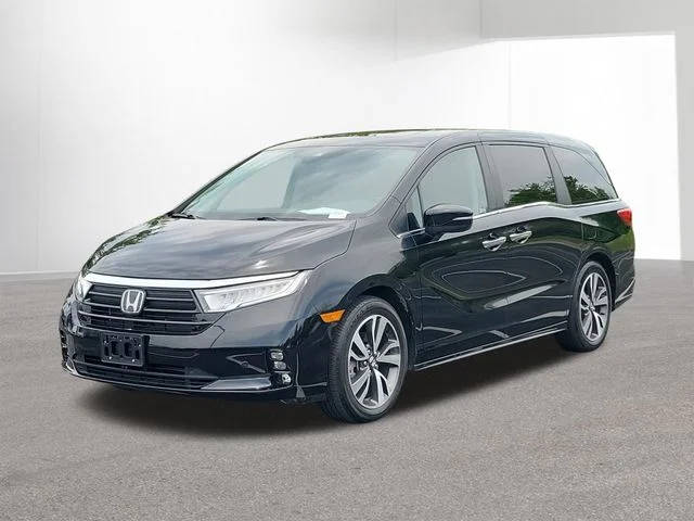 2023 Honda Odyssey Touring FWD photo