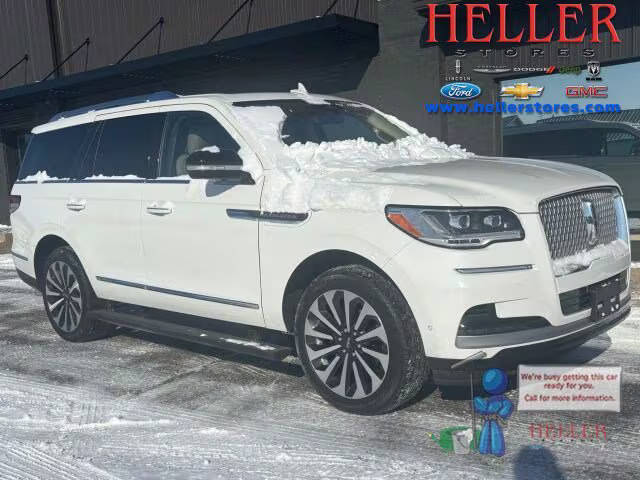 2022 Lincoln Navigator Reserve 4WD photo