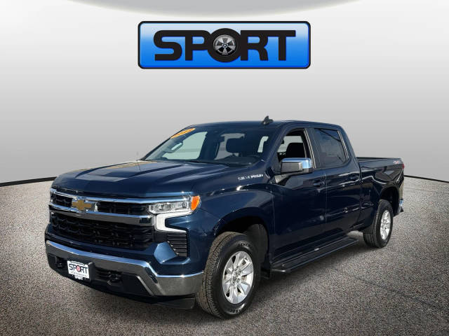 2022 Chevrolet Silverado 1500 LT 4WD photo