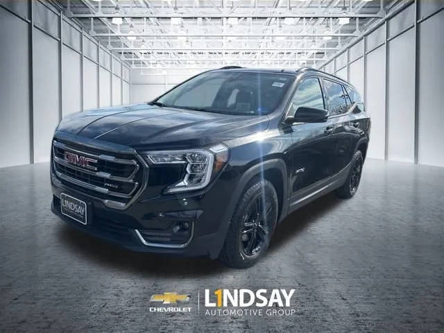 2022 GMC Terrain AT4 AWD photo