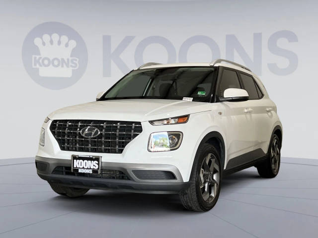2022 Hyundai Venue SEL FWD photo