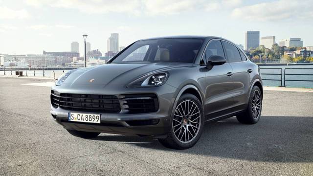 2022 Porsche Cayenne Coupe AWD photo