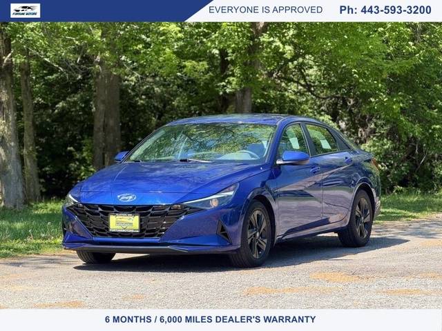 2022 Hyundai Elantra SEL FWD photo