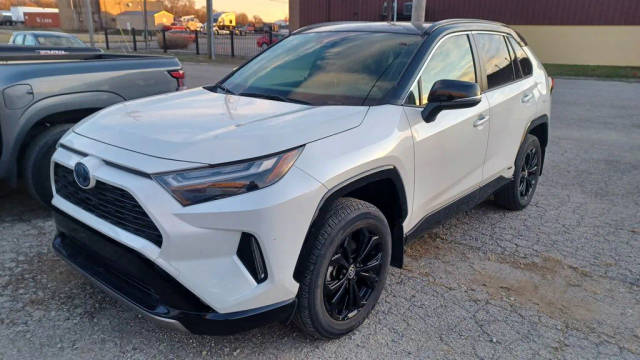 2022 Toyota RAV4 Hybrid XSE AWD photo