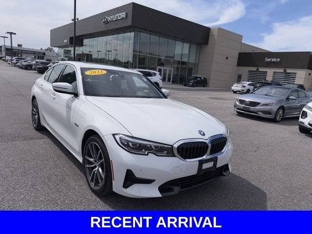 2022 BMW 3 Series 330e xDrive AWD photo