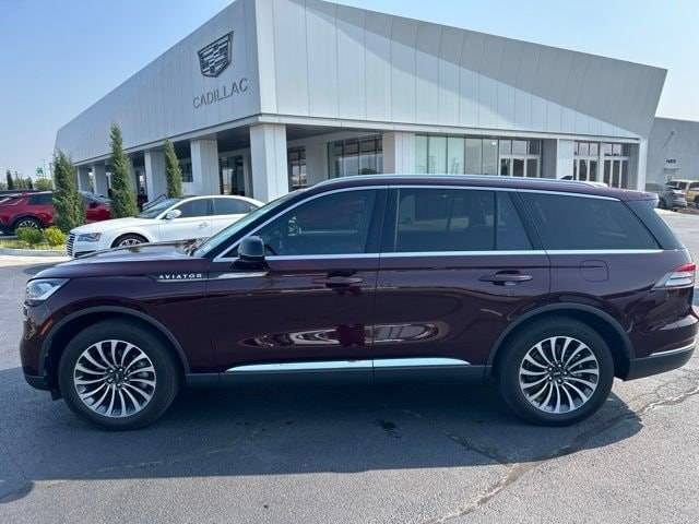 2022 Lincoln Aviator Standard AWD photo