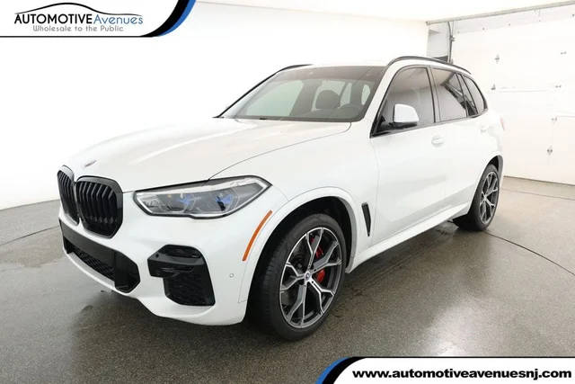 2022 BMW X5 M50i AWD photo
