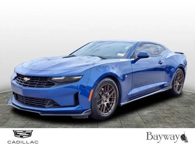 2022 Chevrolet Camaro 1LT RWD photo