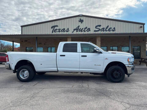 2022 Ram 3500 Tradesman 4WD photo