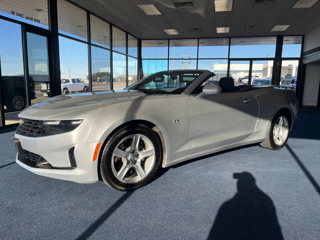 2019 Chevrolet Camaro 1LT RWD photo