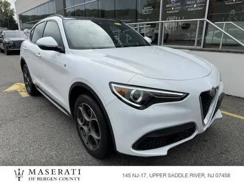 2022 Alfa Romeo Stelvio Ti AWD photo