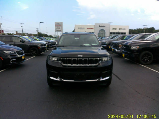 2022 Jeep Grand Cherokee L Limited 4WD photo