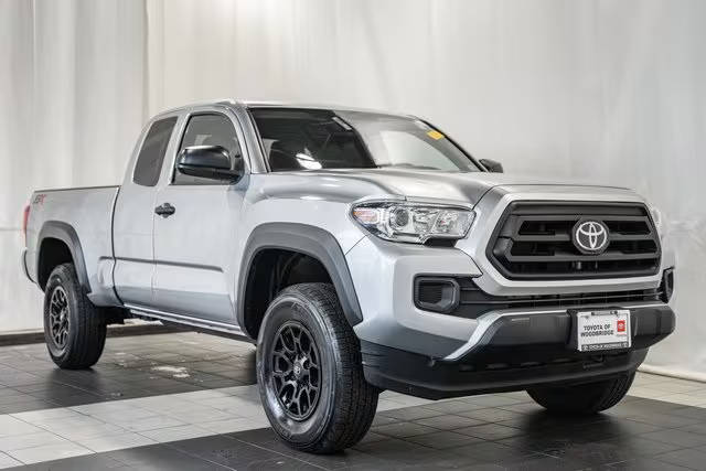 2022 Toyota Tacoma SR 4WD photo