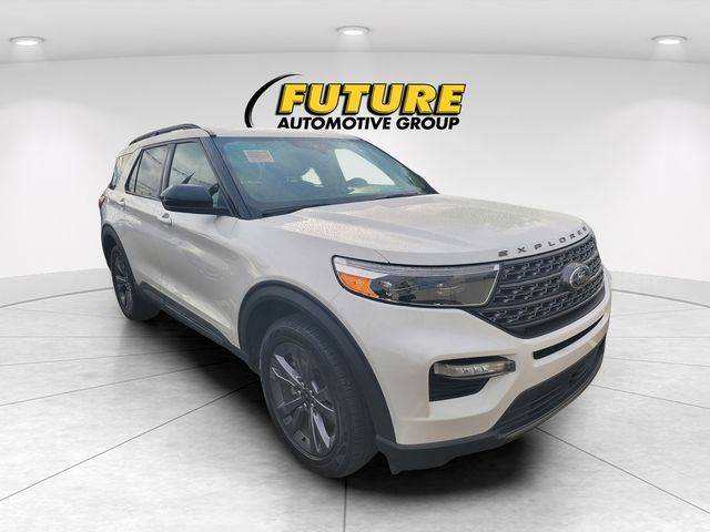 2022 Ford Explorer XLT 4WD photo