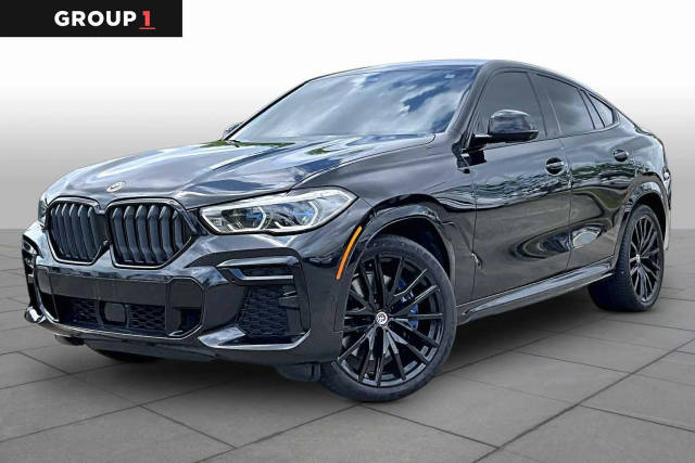 2022 BMW X6 M50i AWD photo