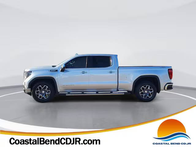 2022 GMC Sierra 1500 SLT 4WD photo