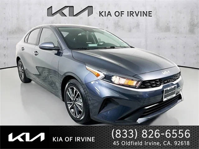 2022 Kia Forte LXS FWD photo