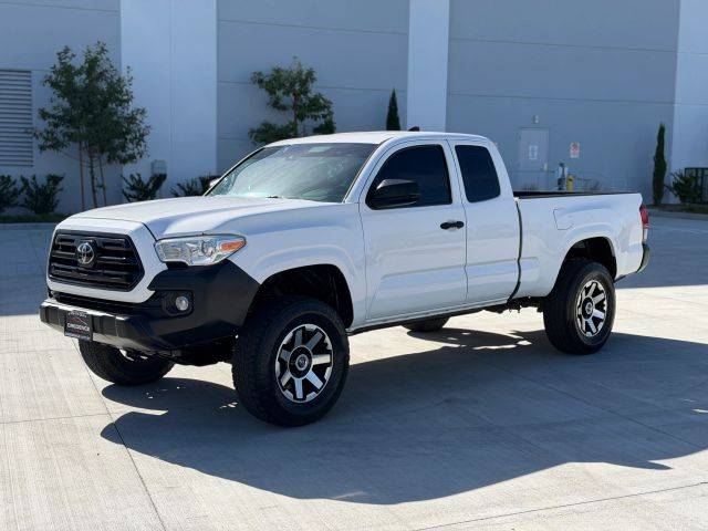 2018 Toyota Tacoma SR RWD photo