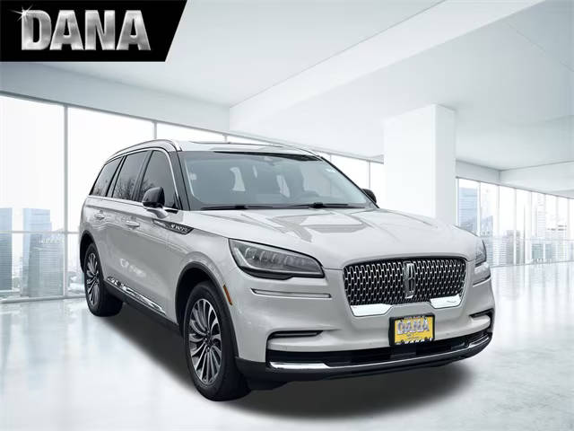 2022 Lincoln Aviator Standard AWD photo