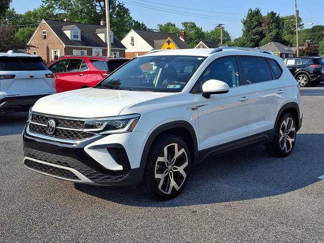 2022 Volkswagen Taos SEL AWD photo