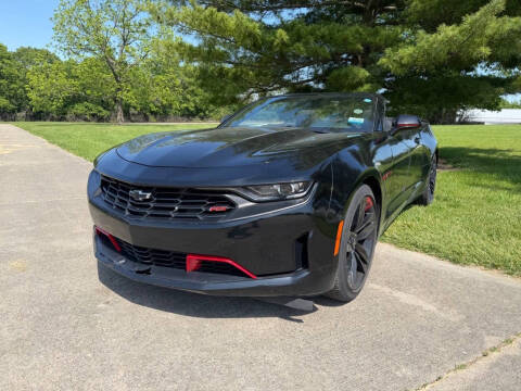 2022 Chevrolet Camaro 1LT RWD photo