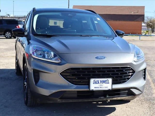 2022 Ford Escape SE FWD photo