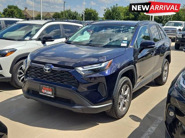 2022 Toyota RAV4 Hybrid XLE AWD photo