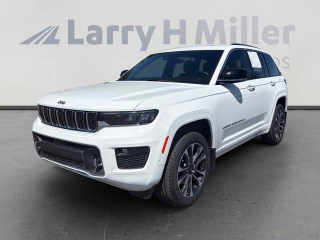 2022 Jeep Grand Cherokee Overland 4WD photo